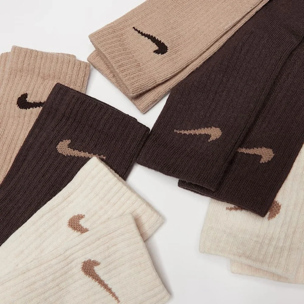 Nike Kids’ Dri-FIT Performance Crew Socks 6 Pair pack brown tan